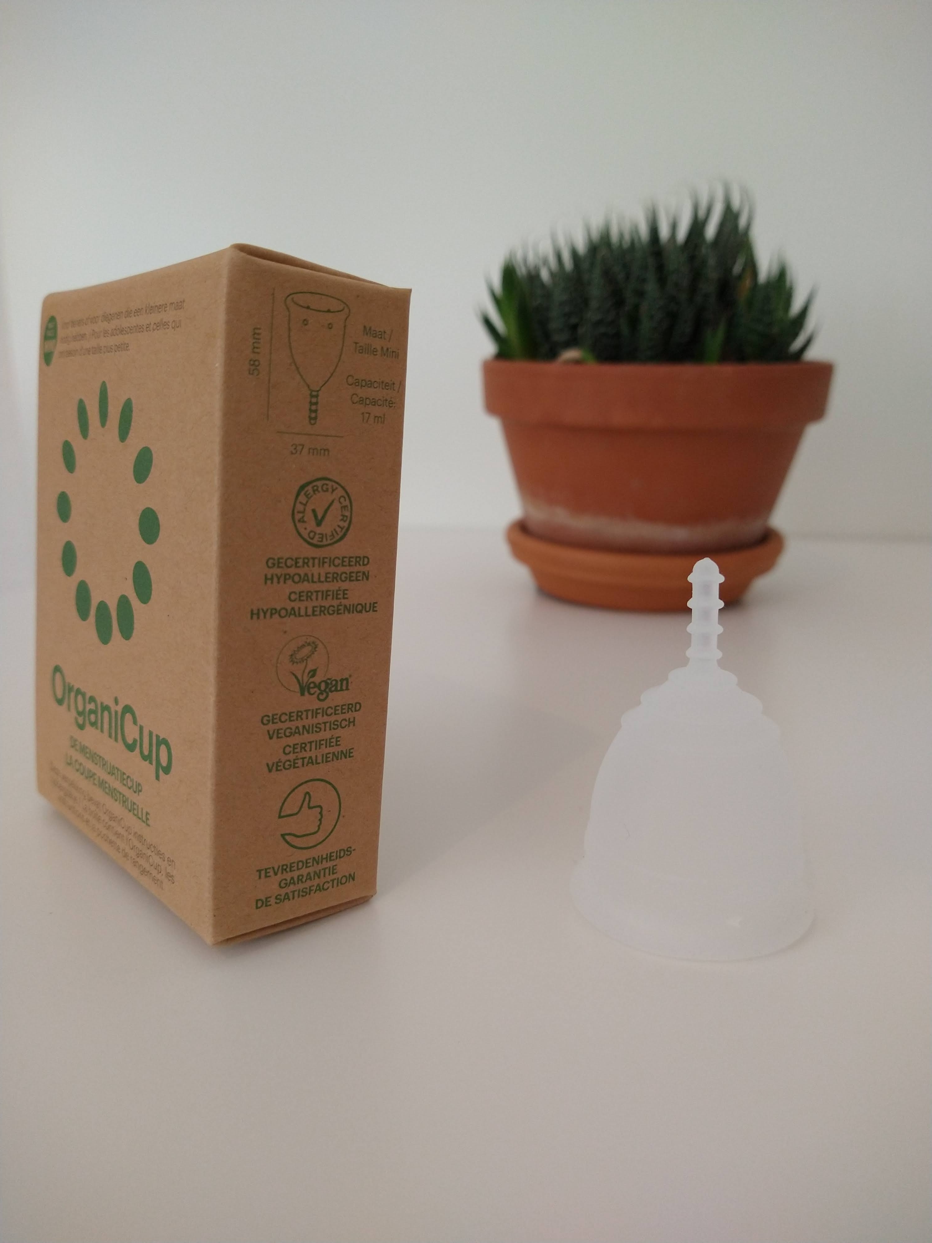 OrganiCup Menstrual Cup | Green Capim